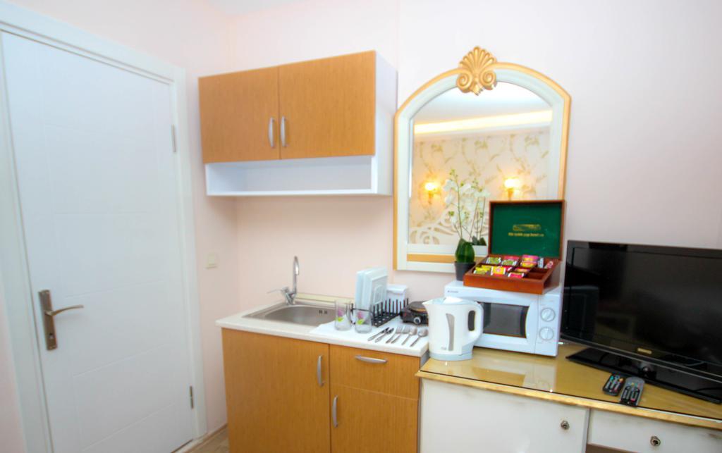Economy hotel Mini House