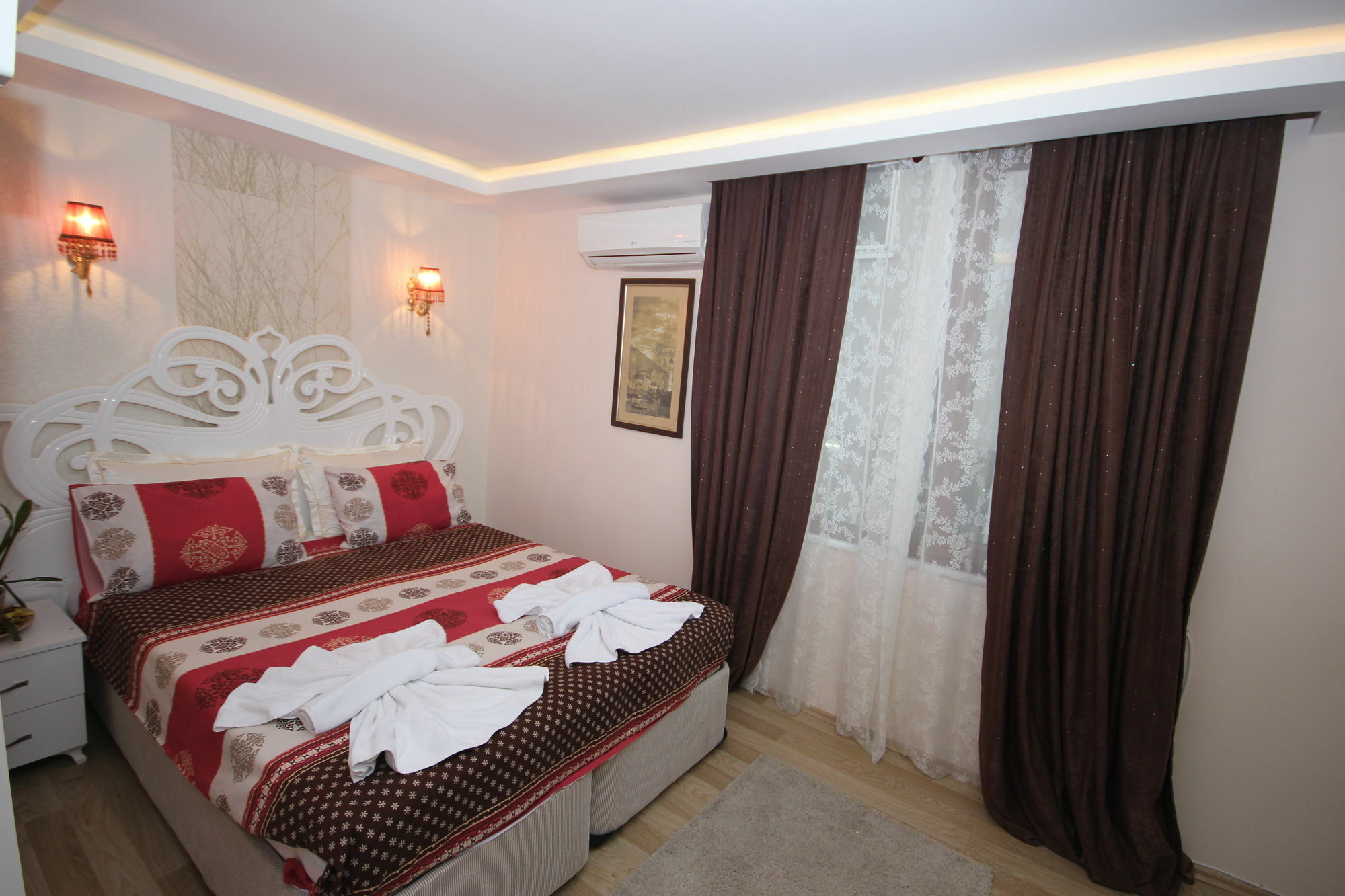 Mini House Ekonomik otel 2*